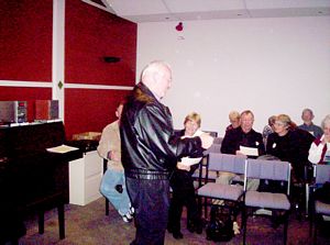 Image of abtcagm05singing.jpg