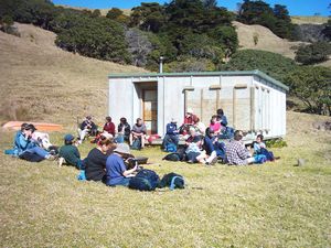 Image of abtcpakiri04lunch.jpg