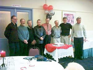 Image of abtcrotoruajubilee04dinnercuttingcakepresidents.jpg
