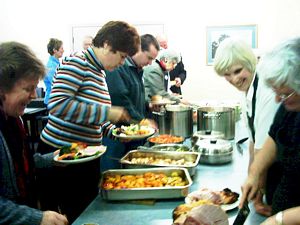 Image of agm04servingmaincourse.jpg