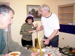 Image of agm07bhserving.jpg