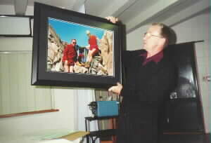 Image of agm2001phillipwithpictureq.jpg