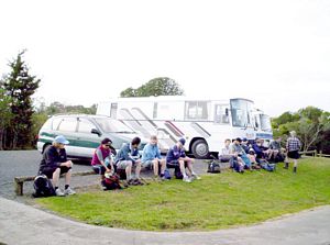 Image of aiawhitu07fvnowisthehour.jpg