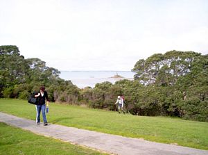 Image of aiawhitu07fwnowisthehour.jpg