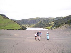 Image of bebethellssep07fddune.jpg