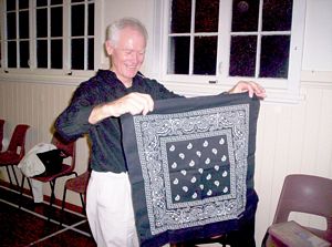 Image of blackandwhitejun07ecphillipscarf.jpg