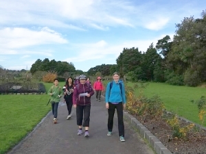 Image of botanicjul18c.jpg