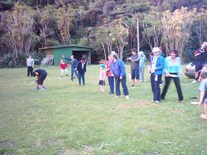 Image of bushbash04frisbee5.jpg