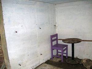 Image of campbellsbay09blwarbox.jpg