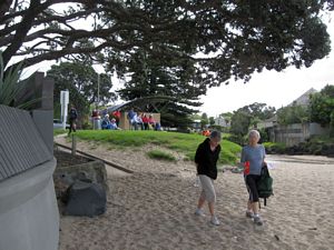 Image of campbellsbay09cgplage.jpg