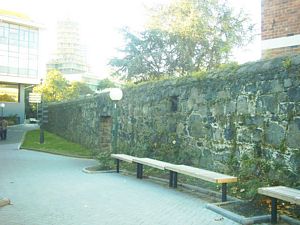 Image of citycentral04barrackswall.jpg