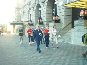 Image of citycentral04settingout.jpg