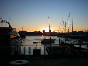 Image of citycentral04sunset.jpg