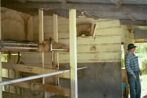 Image of cowshedq.jpg