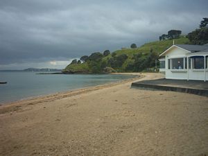Image of devonport03cheltenhambeach.jpg