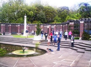 Image of domainoct05wintergardencourtyard2.jpg