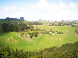 Image of dundle05sattumutumuvalley2.jpg