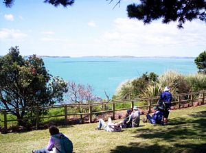 Image of easternbeachdec06egbreak.jpg