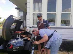 Image of endofyear19bg.jpg