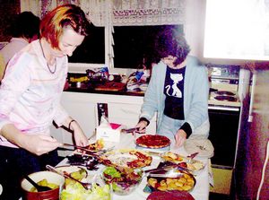 Image of fairyfallsapr07jadinner.jpg