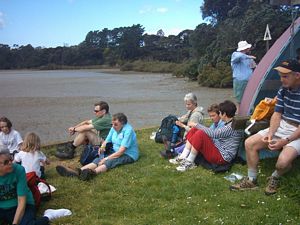 Image of greenhithe03wharfbreak.jpg