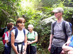 Image of hakarimatamar07fegroupup.jpg