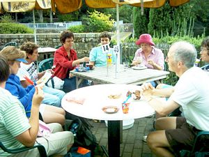 Image of hamiltonapr05gardenslatte.jpg