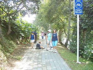 Image of hamiltonapr05pathbeyondfairfield.jpg