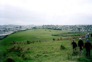 Image of hamlin02hamilnshillzerotreehill.jpg