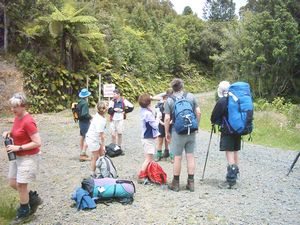 Image of hunuadec04orumsjunctiongroupup.jpg