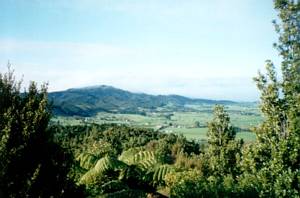 Image of hunuajun02viewsouth.jpg