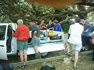 Image of kareakaredec2003start.jpg