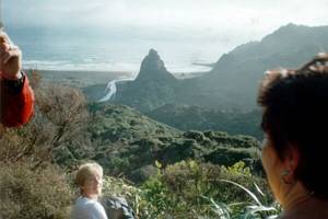 Image of latrobe02lookoutkarekare.jpg