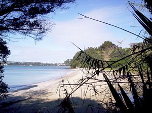 Image of mahurangiaug06avbrickbay.jpg