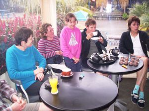 Image of mahurangiaug06dgcafe.jpg