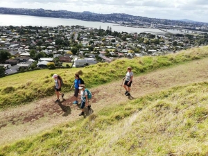 Image of mangerefamily20e.jpg