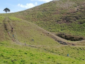 Image of mangerefamily20f.jpg