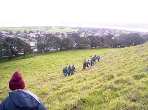 Image of mangerejun07gawalk.jpg