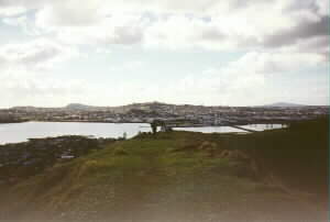 Image of mangeremountainonehungaq.jpg