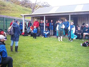 Image of motuora04talk.jpg