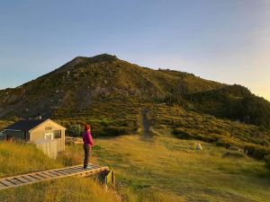 Image of mtfyffeovernite23a.jpg