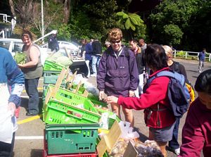 Image of newplymouth05satbootsale.jpg