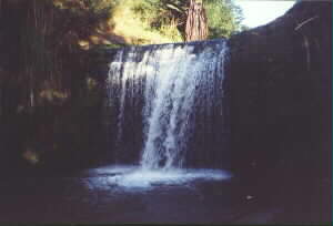 Image of oakleyfallsbottomq.jpg