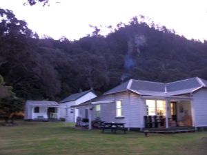 Image of opouterejun15fri 018.jpg