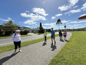 Image of orewafeb26b_copy_300x225.jpg