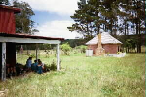 Image of outsidedacrecottage2q.jpg