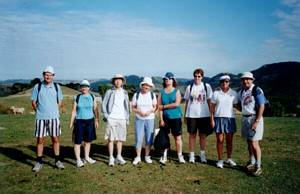 Image of puhoi03group.jpg