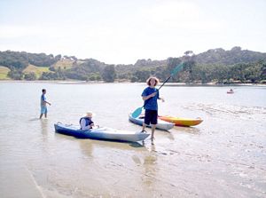 Image of puhoicanoemar07genowisthehour.jpg