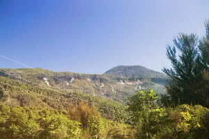 Image of pylontrackhotsprings2q.jpg