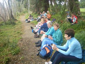 Image of rangiririsept2003lunch2.jpg